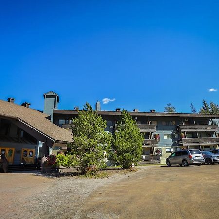 Griz Inn By Stayin Fernie Exteriér fotografie